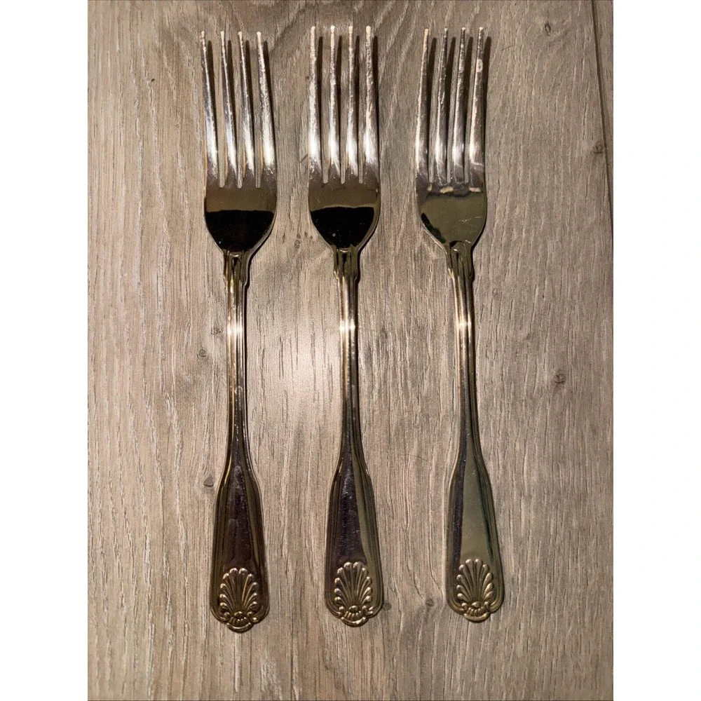 3 Vintage Dinner‎ Forks COVENTRY SHELL Retroneu Silverplate flatware